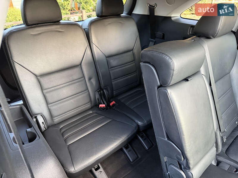 Позашляховик / Кросовер Kia Sorento 2016 в Стрию