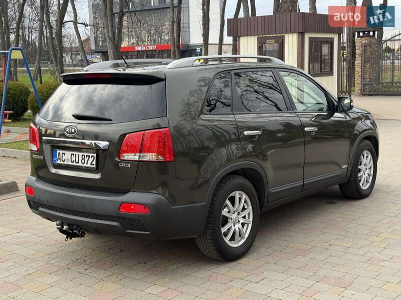 Внедорожник / Кроссовер Kia Sorento 2010 в Стрые