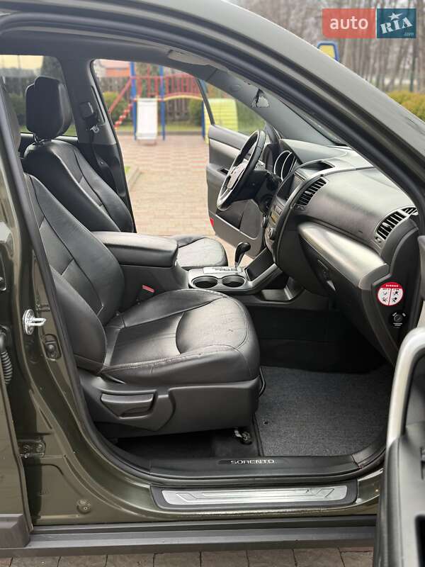 Внедорожник / Кроссовер Kia Sorento 2010 в Стрые