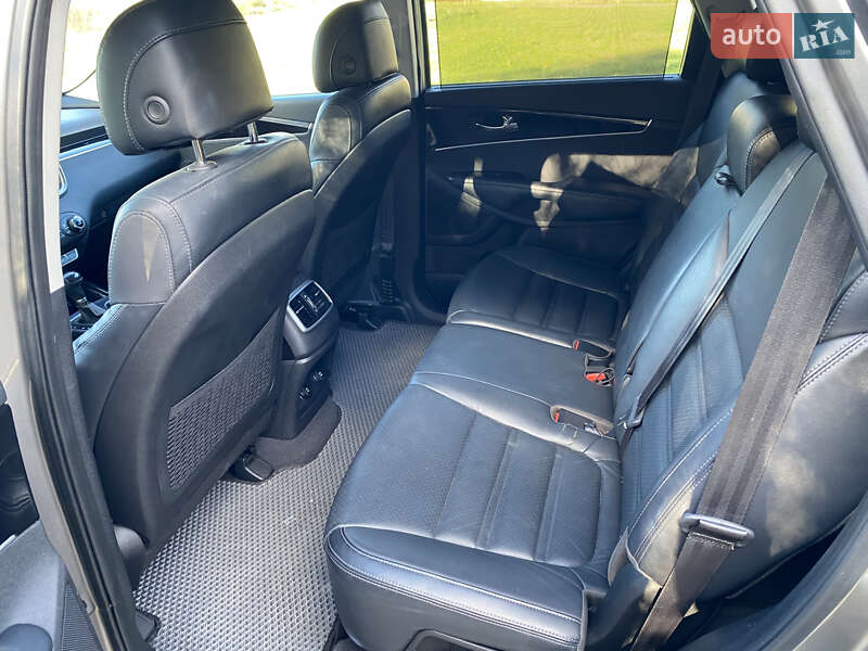 Внедорожник / Кроссовер Kia Sorento 2016 в Коломые фото 6 Внедорожник / Кроссовер Kia Sorento 2016 в Коломые