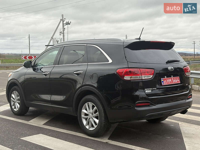 Позашляховик / Кросовер Kia Sorento 2016 в Володимирі