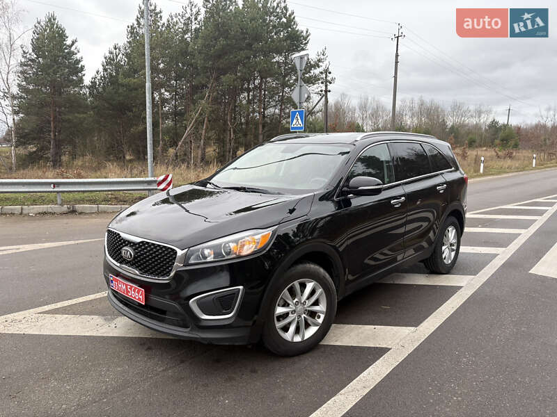 Позашляховик / Кросовер Kia Sorento 2016 в Володимирі