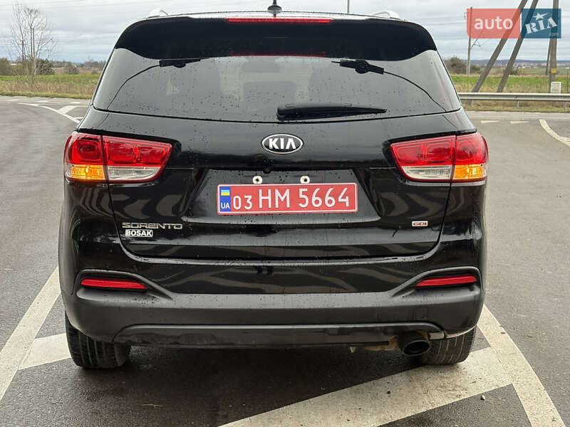 Позашляховик / Кросовер Kia Sorento 2016 в Володимирі