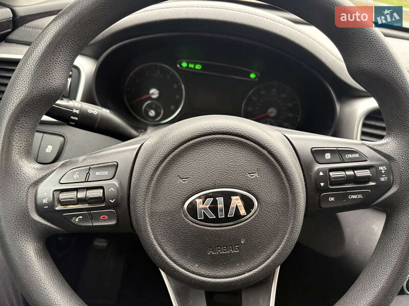 Позашляховик / Кросовер Kia Sorento 2016 в Володимирі