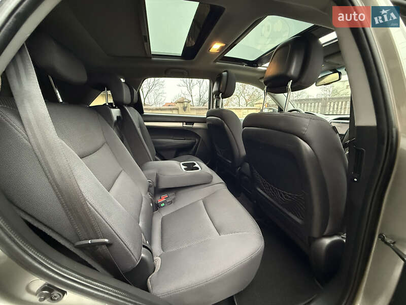 Позашляховик / Кросовер Kia Sorento 2010 в Коломиї