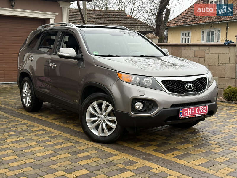 Позашляховик / Кросовер Kia Sorento 2010 в Коломиї