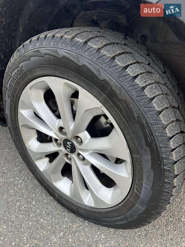 Внедорожник / Кроссовер Kia Sorento 2013 в Броварах