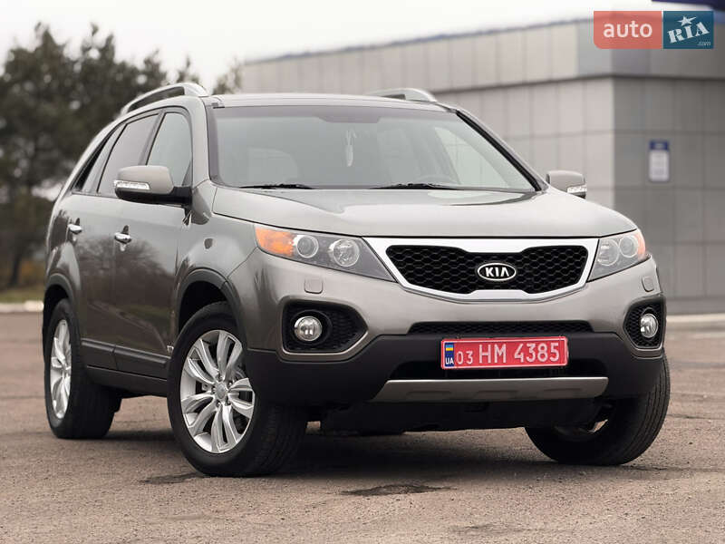Позашляховик / Кросовер Kia Sorento 2012 в Радивиліві