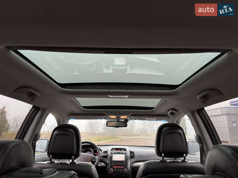 Позашляховик / Кросовер Kia Sorento 2012 в Радивиліві