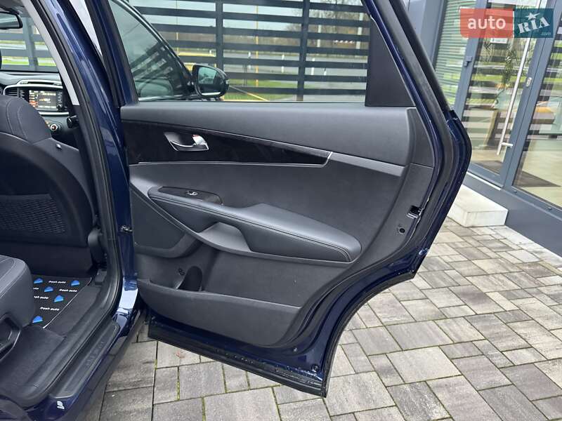 Позашляховик / Кросовер Kia Sorento 2017 в Рівному фото 30 Позашляховик / Кросовер Kia Sorento 2017 в Рівному