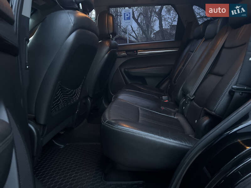 Внедорожник / Кроссовер Kia Sorento 2012 в Николаеве