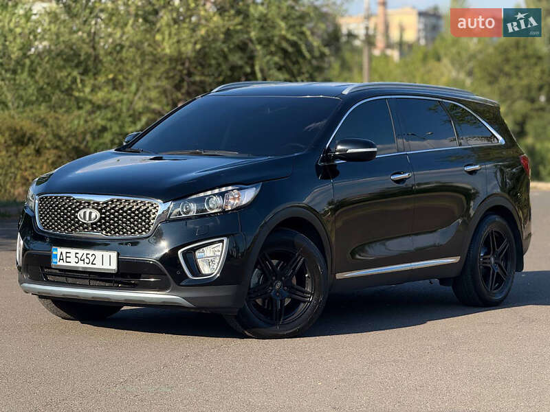Внедорожник / Кроссовер Kia Sorento 2015 в Кривом Роге