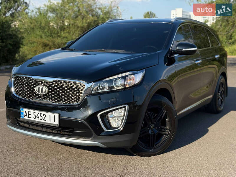 Внедорожник / Кроссовер Kia Sorento 2015 в Кривом Роге