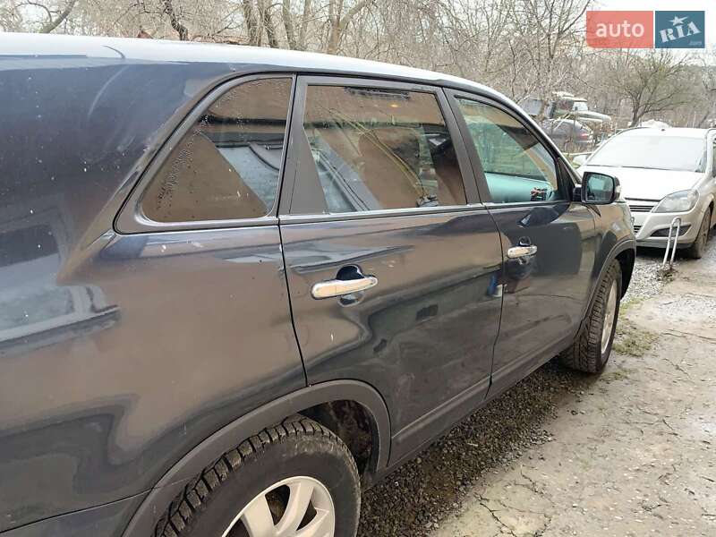 Внедорожник / Кроссовер Kia Sorento 2011 в Каменец-Подольском