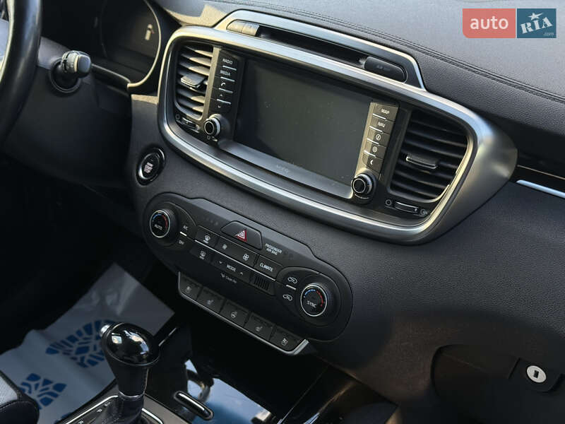Позашляховик / Кросовер Kia Sorento 2017 в Івано-Франківську фото 11 Позашляховик / Кросовер Kia Sorento 2017 в Івано-Франківську