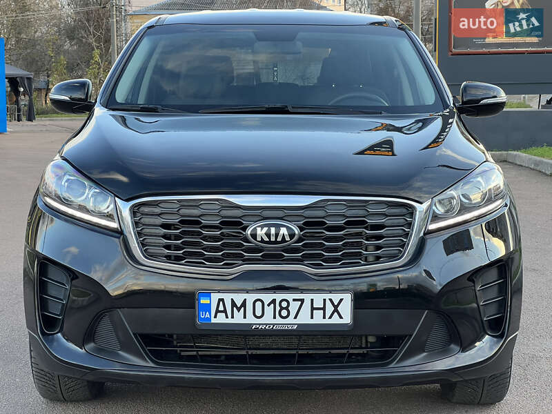 Позашляховик / Кросовер Kia Sorento 2018 в Житомирі