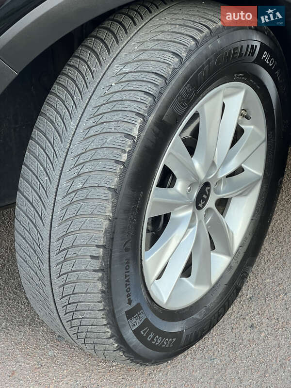 Позашляховик / Кросовер Kia Sorento 2018 в Житомирі