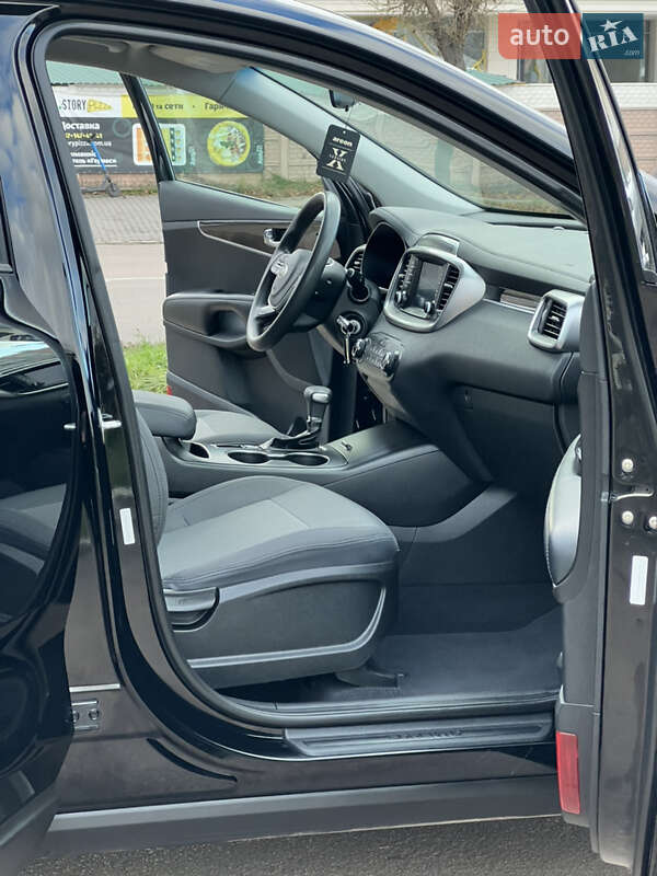 Позашляховик / Кросовер Kia Sorento 2018 в Житомирі