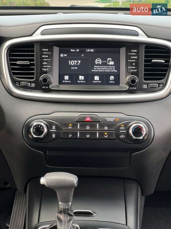 Позашляховик / Кросовер Kia Sorento 2018 в Житомирі