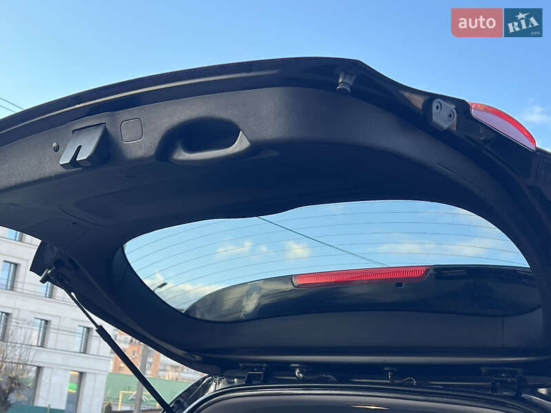 Позашляховик / Кросовер Kia Sorento 2018 в Житомирі