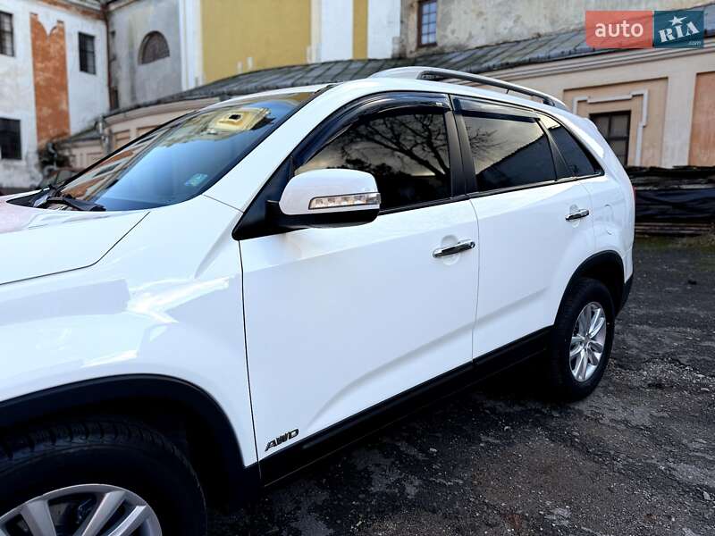Внедорожник / Кроссовер Kia Sorento 2010 в Кременце