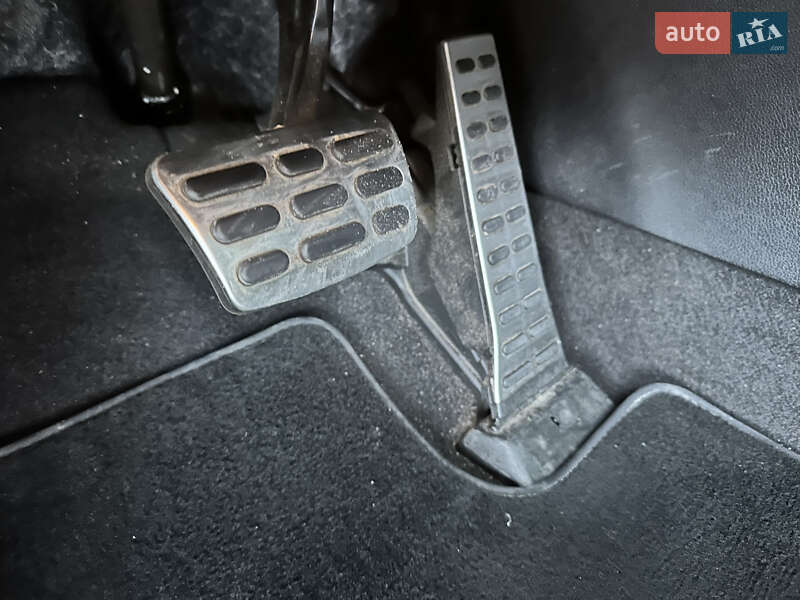 Внедорожник / Кроссовер Kia Sorento 2016 в Дубно