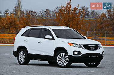 Внедорожник / Кроссовер Kia Sorento 2010 в Днепре