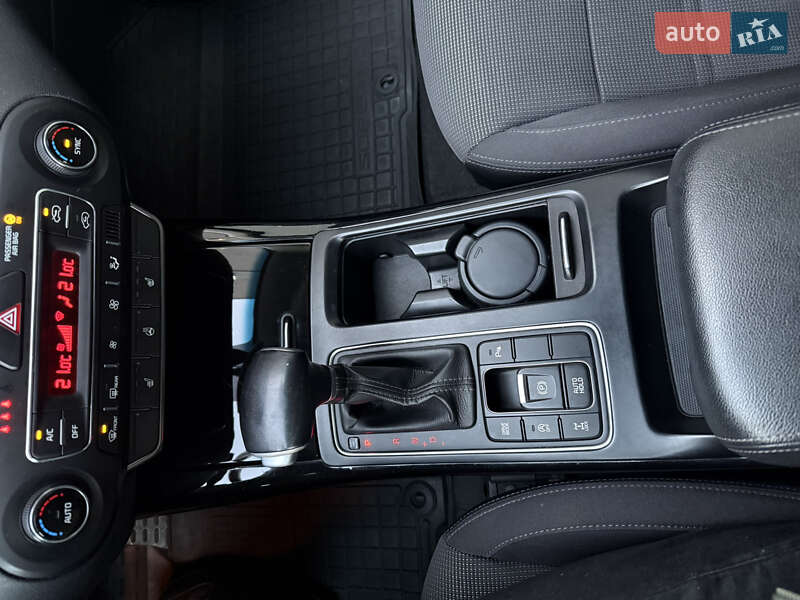Внедорожник / Кроссовер Kia Sorento 2019 в Киеве фото 14 Внедорожник / Кроссовер Kia Sorento 2019 в Киеве