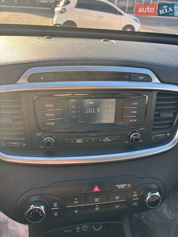 Внедорожник / Кроссовер Kia Sorento 2015 в Броварах