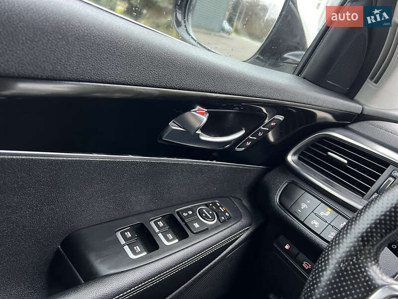 Внедорожник / Кроссовер Kia Sorento 2018 в Ивано-Франковске фото 55 Внедорожник / Кроссовер Kia Sorento 2018 в Ивано-Франковске