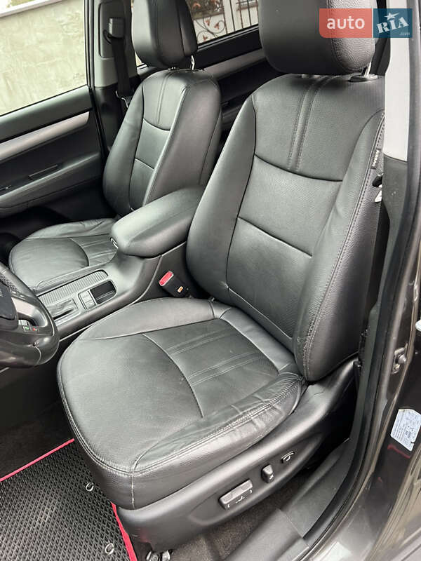 Позашляховик / Кросовер Kia Sorento 2013 в Львові
