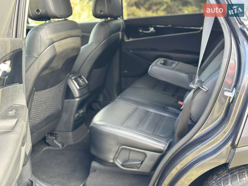 Внедорожник / Кроссовер Kia Sorento 2016 в Самборе фото 84 Внедорожник / Кроссовер Kia Sorento 2016 в Самборе