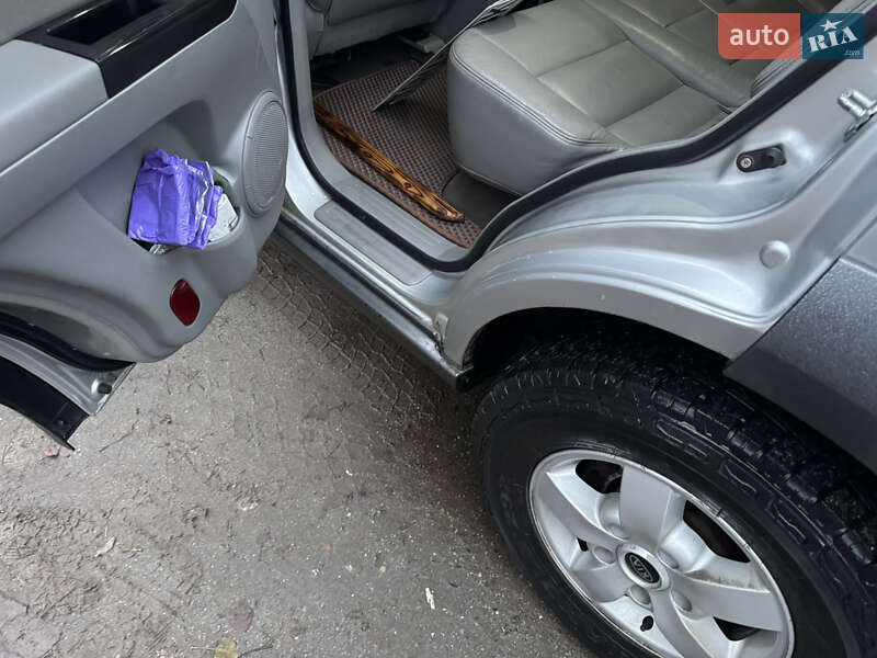Внедорожник / Кроссовер Kia Sorento 2008 в Киеве