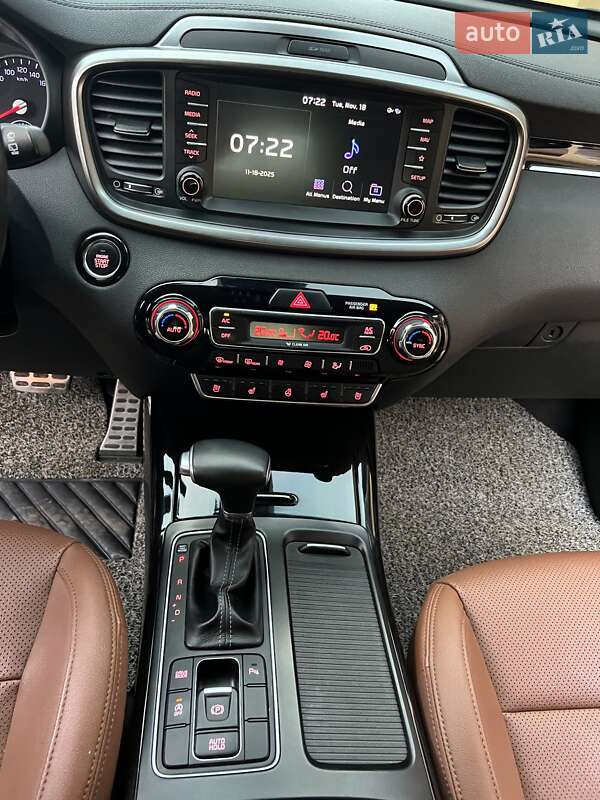 Внедорожник / Кроссовер Kia Sorento 2018 в Николаеве