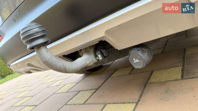 Внедорожник / Кроссовер Kia Sorento 2015 в Черновцах