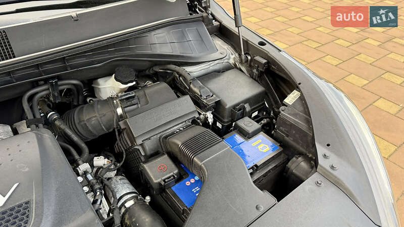 Внедорожник / Кроссовер Kia Sorento 2015 в Черновцах