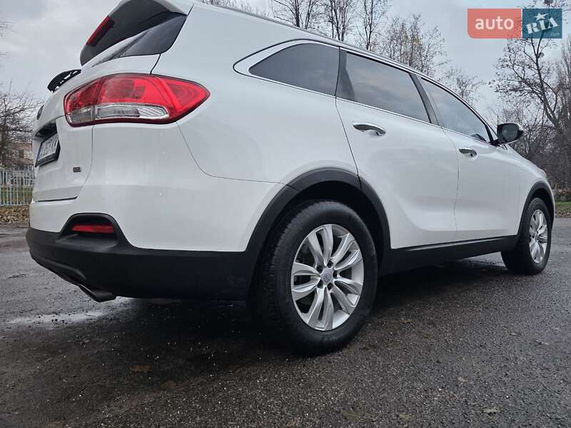 Внедорожник / Кроссовер Kia Sorento 2017 в Черкассах