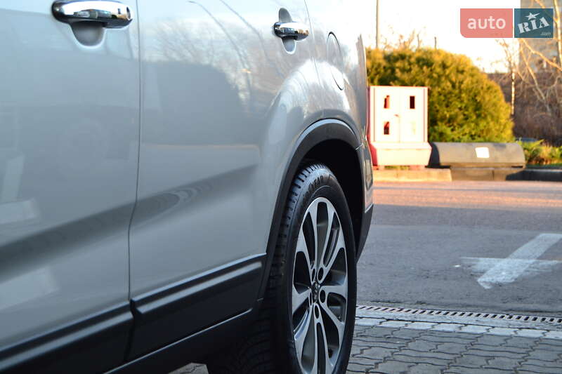 Внедорожник / Кроссовер Kia Sorento 2013 в Дрогобыче