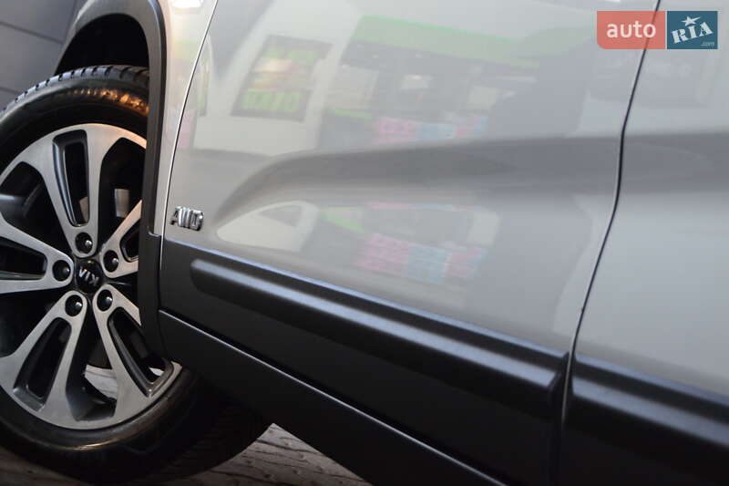 Внедорожник / Кроссовер Kia Sorento 2013 в Дрогобыче