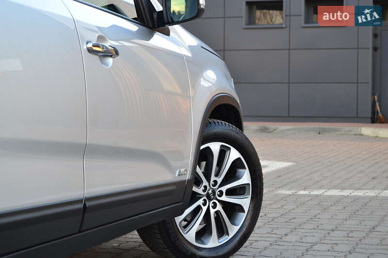 Внедорожник / Кроссовер Kia Sorento 2013 в Дрогобыче