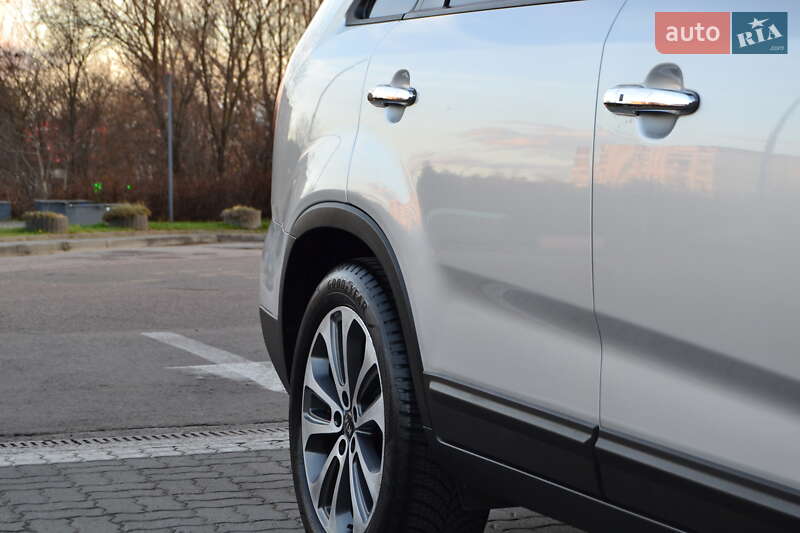 Внедорожник / Кроссовер Kia Sorento 2013 в Дрогобыче