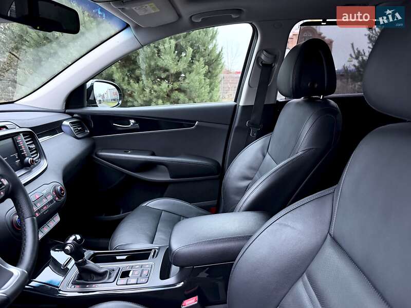 Внедорожник / Кроссовер Kia Sorento 2016 в Ковеле