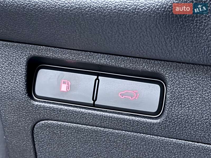 Внедорожник / Кроссовер Kia Sorento 2016 в Ковеле