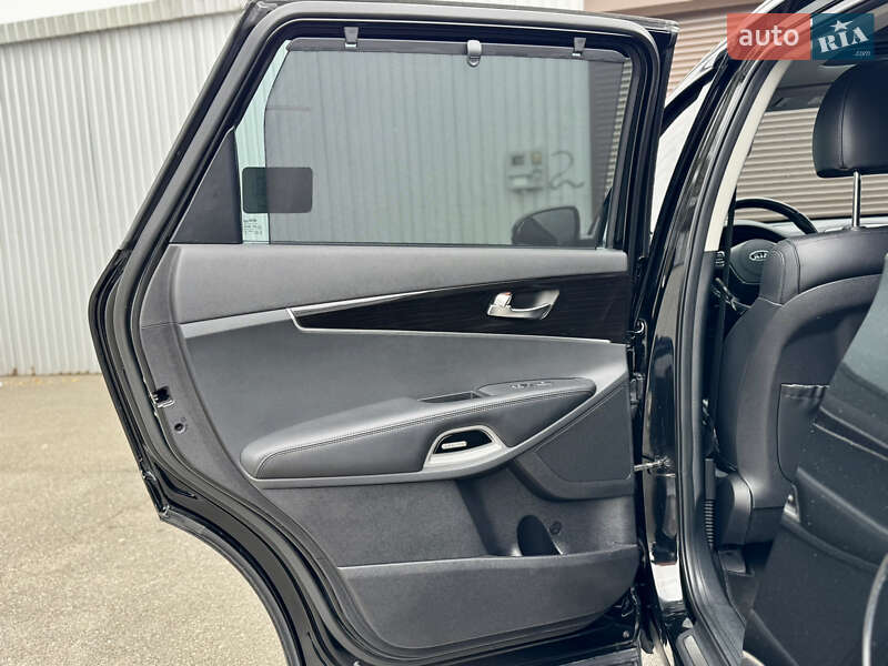 Внедорожник / Кроссовер Kia Sorento 2017 в Киеве фото 21 Внедорожник / Кроссовер Kia Sorento 2017 в Киеве