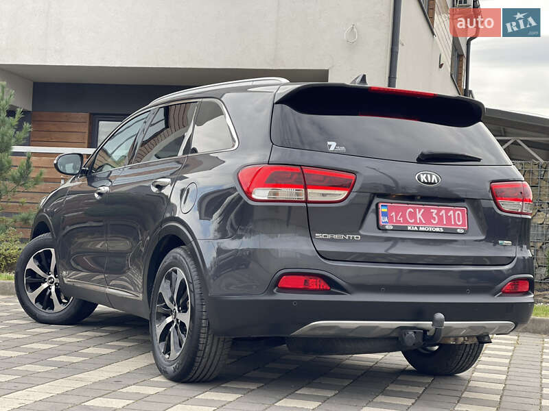 Внедорожник / Кроссовер Kia Sorento 2017 в Стрые