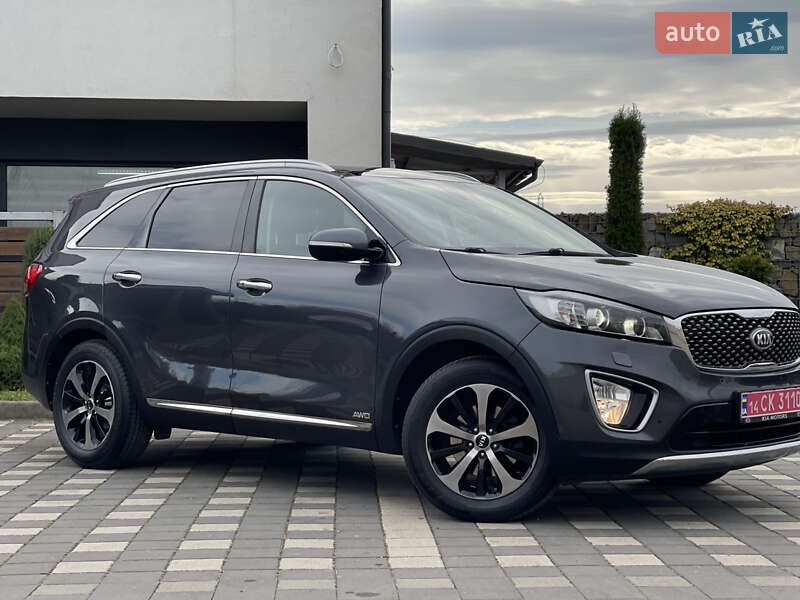 Внедорожник / Кроссовер Kia Sorento 2017 в Стрые