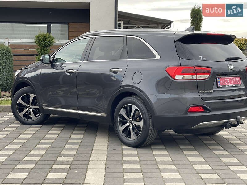 Внедорожник / Кроссовер Kia Sorento 2017 в Стрые