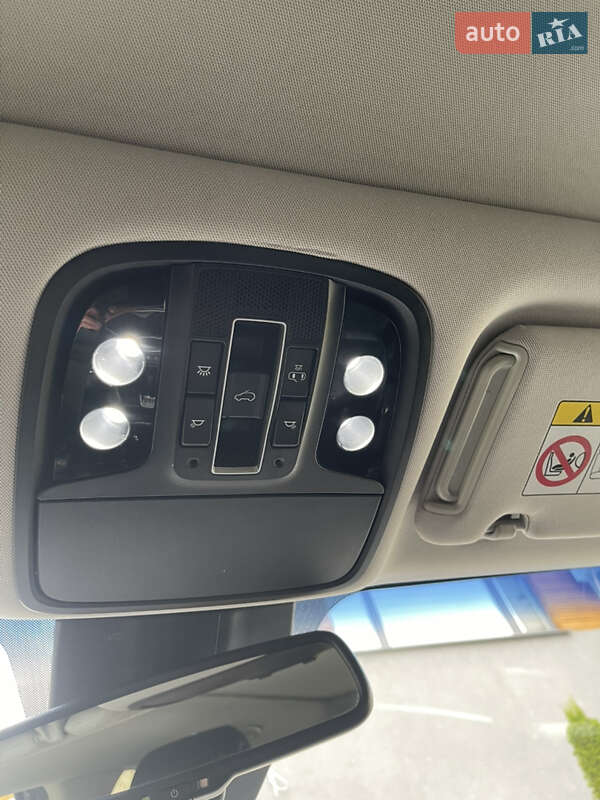 Внедорожник / Кроссовер Kia Sorento 2017 в Стрые