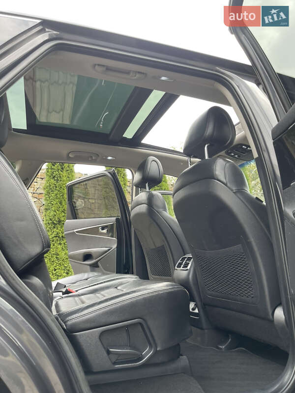 Внедорожник / Кроссовер Kia Sorento 2017 в Стрые