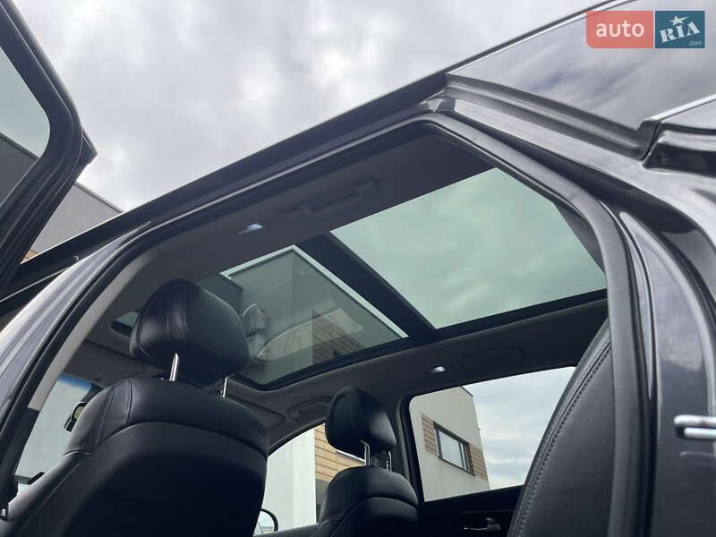 Внедорожник / Кроссовер Kia Sorento 2017 в Стрые